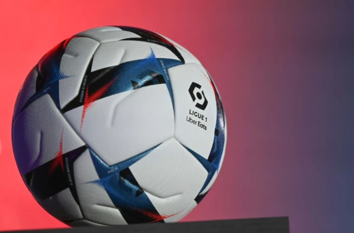 Auxerre et Saint-Etienne se sont séparés sur un match nul (1-1) en match aller des barrages L1/L2, le 26 mai 2022 à Auxerre 