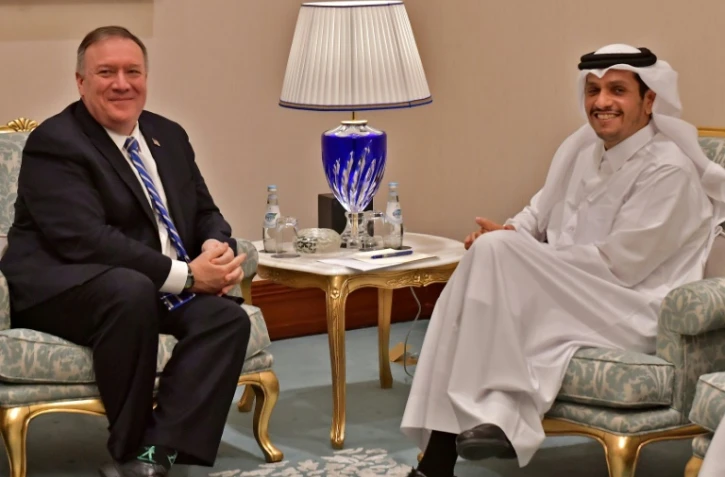 Le secrétaire d'Etat américain Mike Pompeo et le ministre des Affaires étrangères qatari Mohammed bin Abdulrahman al-Thani, à Doha, le 29 février 2020