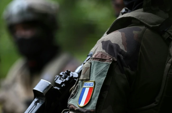 Un militaire français a été tué et six autres blessés jeudi soir dans une attaque de drone dans la région d'Erbil au Kurdistan irakien, ont annoncé les autorités françaises