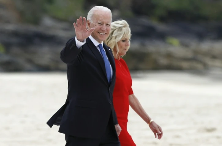 Le président américain Joe Biden et la Première dame Jill Biden dans les Cournailles, pour le sommet du G7, le 11 juin 2021