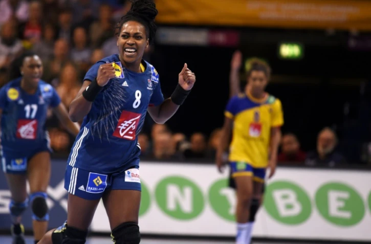 La Française Laurisa Landre lors de la demi-finale du Mondial de hand, le 15 décembre 2017 à Hambourg