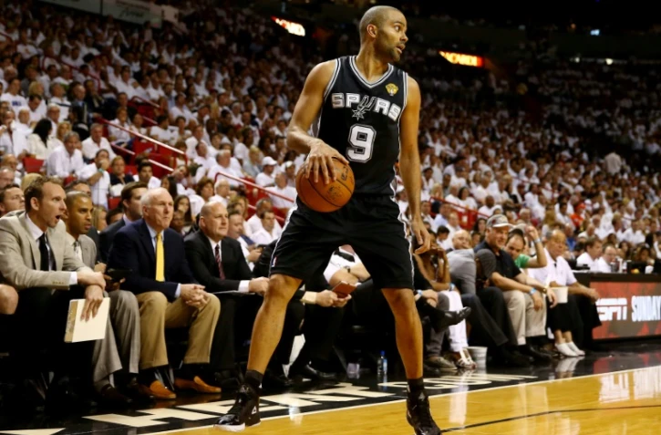 Le meneur français Tony Parker avec San Antonio, lors du match 4 de la finale NBA 2014, remportée par les Spurs face au Miami Heat