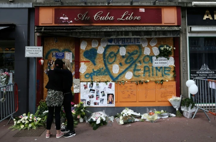 La façade du bar "Cuba Libre" le 6 août 2017 à Rouen, un an après l'incendie qui a fait 14 morts