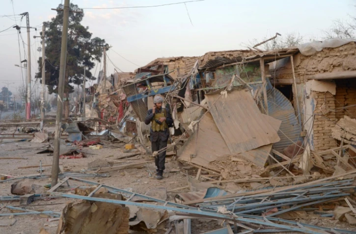 Dégâts après un attentat contre le consulat allemand de Mazar-i-Sharif, le 11 novembre 2016