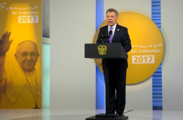 Le président de la Colombie, Juan Manuel Santos, annonce en conférence de presse un cessez-le-feu bilatéral avec la guérilla de l'ELN, le 4 septembre 2017 à Bogota