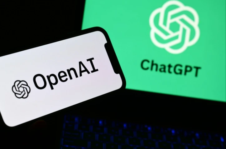 OpenAI est menacé de disparition après le débarquement de son patron, Sam Altman, qui a déclenché une crise majeure sur fond de craintes quant aux dangers potentiels de l'IA