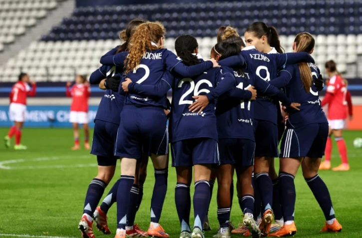 Les joueuses du PFC célèbrent l'un de leur deux buts face à Benfica, le 19 novembre 2025 à Paris