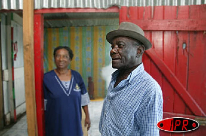 Gramoun Lélé l'une des plus grands chantres du maloya est décédé ce dimanche 14 novembre 2004 (Photo Hervé Douris)