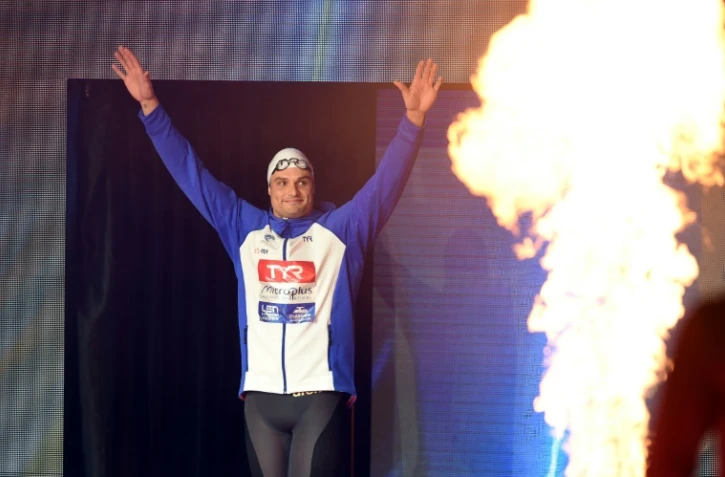 Le Français Florent Manaudou arrive pour la finale du 50 m nage libre, lors des Championnats d'Europe en petit bassin, le 6 décembre 2019 à Glasgow