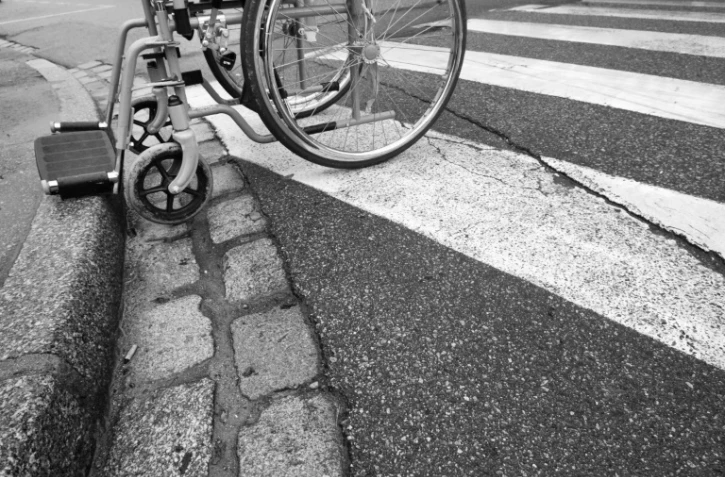 La SNCF s'engage à rendre 160 gares accessibles aux handicapés 