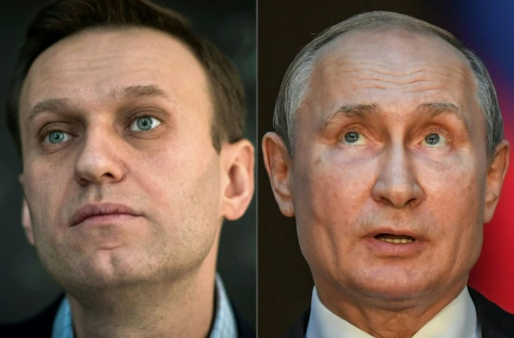 (COMBO) Combinaison de photographies créée le 1er octobre 2020, montrant l'opposant russe Alexei Navalny (G, le 16 janvier 2018) et le président russe Vladimir Poutine (le 4 juillet 2019)