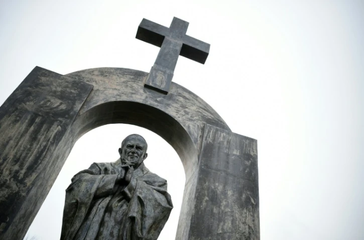 La statue de Jean-Paul II à Ploërmel, en Bretagne, le 5 janvier 2016