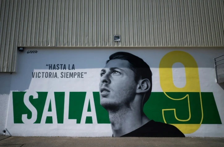 Fresque en hommage à l'ancien attaquant nantais Emiliano Sala, à Carquefou, près de Nantes, le 26 avril 2022