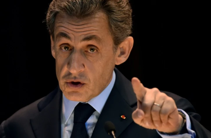 Nicolas Sarkozy s'adresse aux étudiants de l'Institut des relations internationales à Moscou le 29 octobre 2015