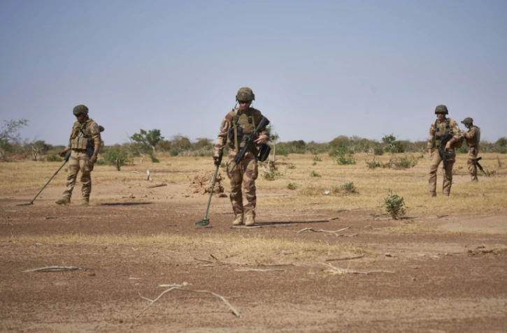 Des soldats français de l'opération Barkhane dans le nord du Burkina Faso le 12 novembre 2019