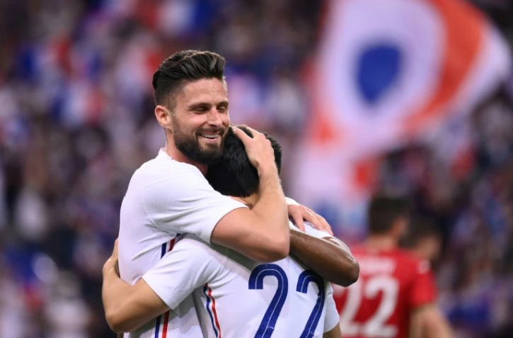 La joie de l’attaquant français Olivier Giroud, auteur d'un doublĂ© contre la Bulgarie, lors de leur match amical, le 8 juin 2021 au Stade de France Ă Saint-Denis, en guise de prĂ©paration avant l’Euro 2020