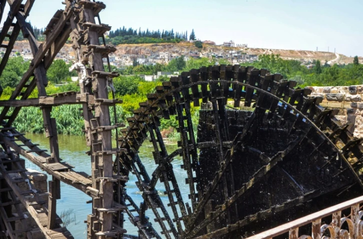 Le noria sur la rivière Orontesdans la ville de Hama, au centre de la Syrie, le 22 juin 2020