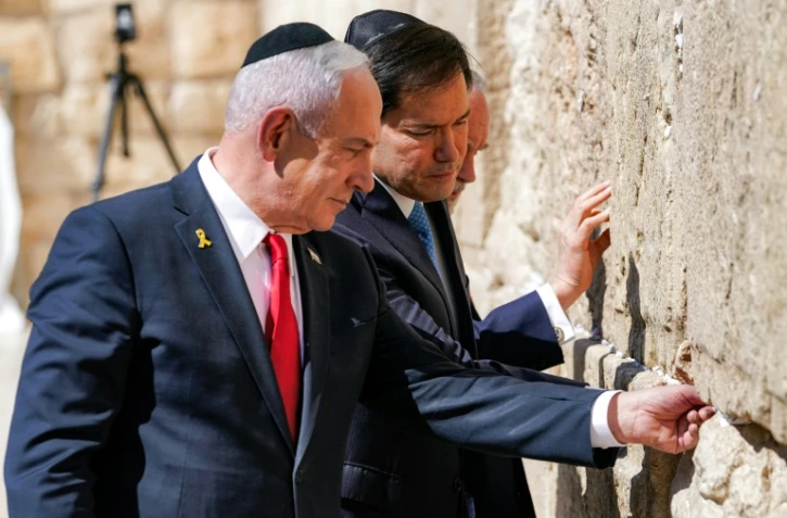 Benjamin Netanyahu et Marco Rubio en visite au mur des Lamentations à Jérusalem, le 14 septembre 2025