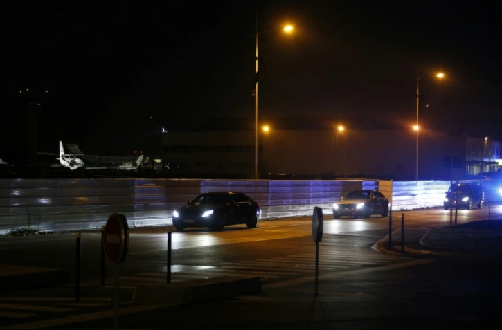 Le convoi du Premier ministre libanais démissionnaire part du Bourget pour se diriger vers Paris, le 18 novembre 2017