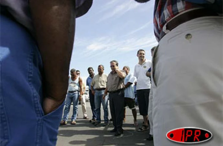 Lundi 21 février 2005Pas d'accord entre la direction et les grévistes de la SERMAT