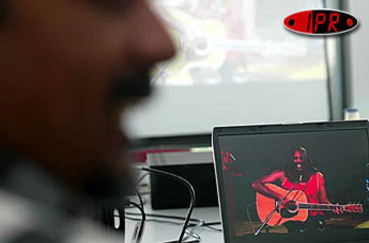 Mercredi 10 novembre 2004

Un DVD live pour Ziskakan