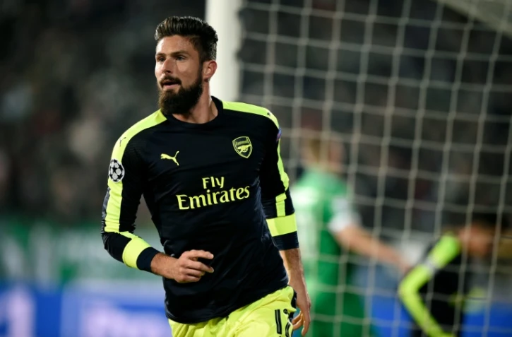 Olivier Giroud célèbre un but pour Arsenal, le 1er novembre 2016 face à Ludogorets à Sofia   