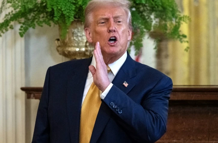 Donald Trump parle à la presse à la Maison Blanche, à Washington, le 22 juillet 2025