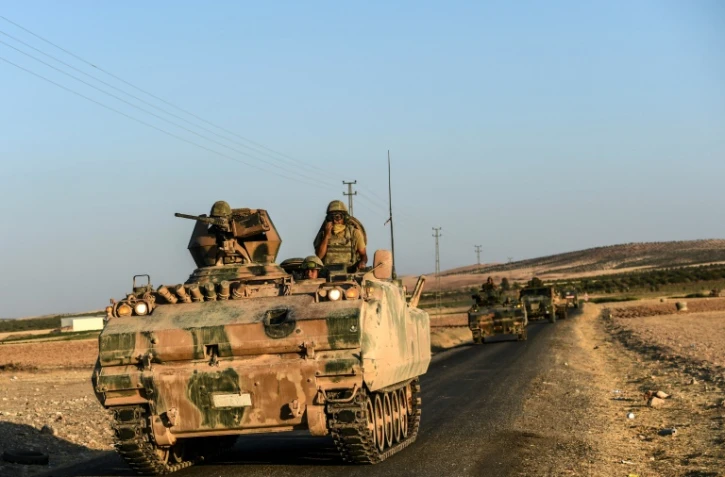 Des chars turcs aux abords de la ville syrienne frontalière avec la Turquie de Jarabulus, le 2 septembre 2016