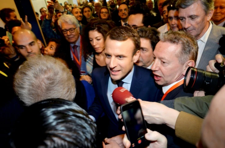 Emmanuel Macron en visite au Salon des Entrepreneurs le 2 février 2017 à Paris