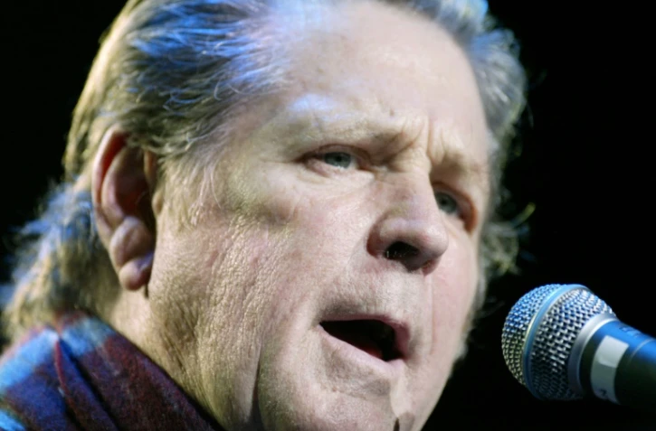 Brian Wilson, cofondateur des Beach Boys, se produit sur la scène de l'Olympia, à Paris, le 14 mars 2004