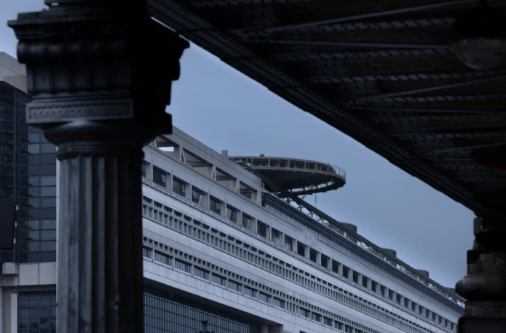 L'Insee dévoile mardi l'ampleur du dérapage du déficit public en 2023, dont les estimations révélées la semaine dernière ont alimenté le débat sur la gestion budgétaire du gouvernement