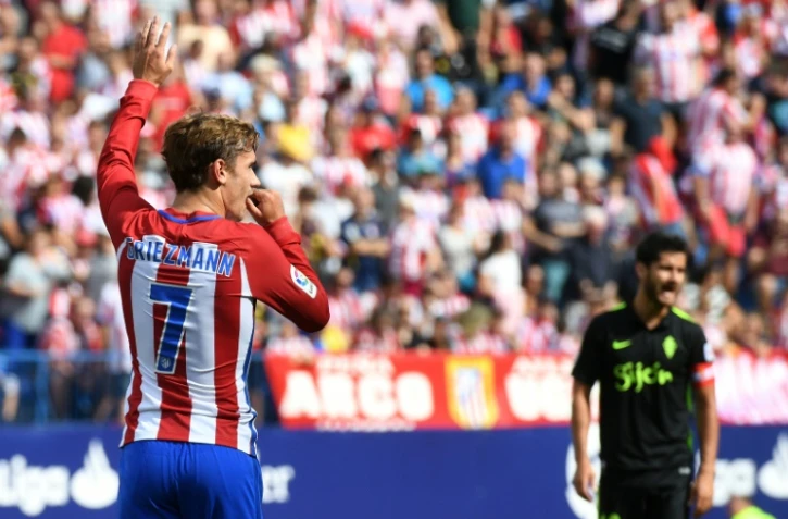 Le Français Antoine Griezmann après un but pour l'Atletico contre Gijon, le 17 septembre 2016 à Vicente Calderon