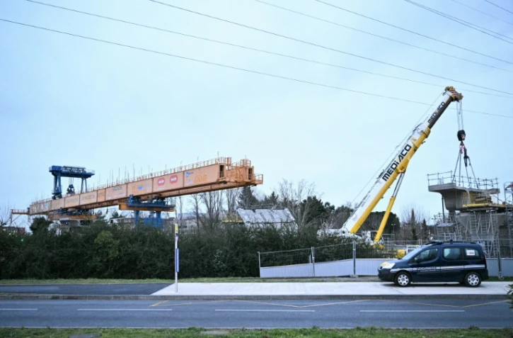 Le tablier d'un pont de métro en construction effondré à Toulouse le 4 mars 2024