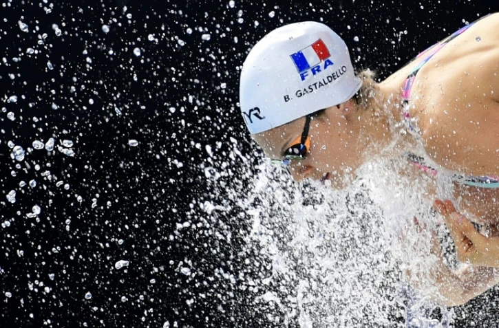 La Française Béryl Gastaldello au départ de la demi-finale du 50 m papillon aux Mondiaux à Budapest, le 28 juillet 2017