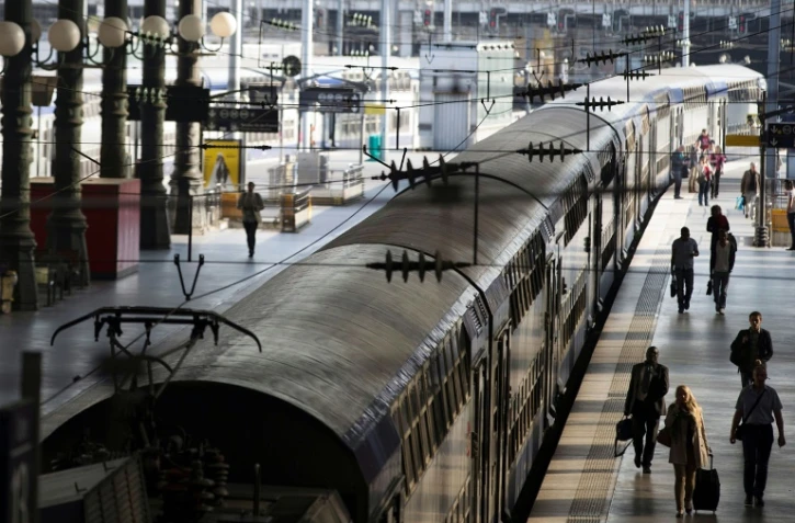 Plus des deux tiers des Français estiment que la réforme de la SNCF envisagée par le gouvernement est "bonne pour l'avenir" de l'entreprise