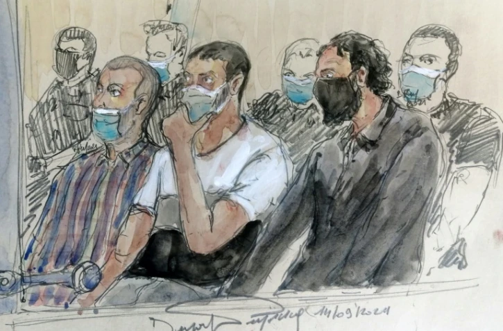 Croquis d'audience du 14 septembre 2021 montrant plusieurs accusés du procès des attentats du 13 novembre 2015 en France