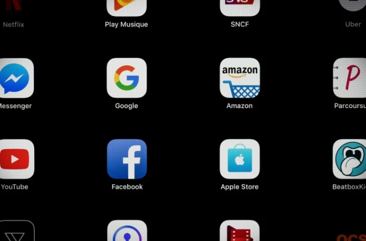 Le projet de loi numérique, qui entend lutter notamment contre cyberharcèlement, arnaques sur internet, propos haineux, ou accessibilité des sites pornographiques aux mineurs, arrive mercredi à l'Assemblée