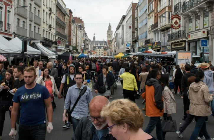 La foule lors de la braderie le 5 septembre 2015 à Lille