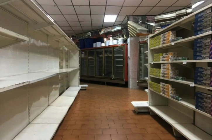 Les supermarchés sont quasi-vides à Caracas, le 6 janvier 2018,