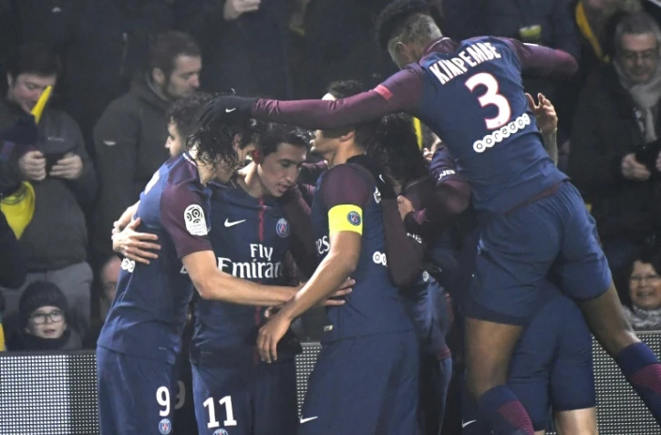 L'Argentin Angel Di Maria félicité par ses coéquipiers après son but contre Nantes, le 14 janvier 2018 à La Beaujoire