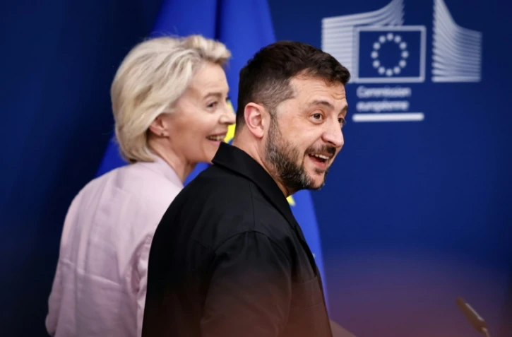 Le président ukrainien Volodymyr Zelensky et la présidente de la Commission européenne Ursula von der Leyen à Bruxelles, le 17 août 2025