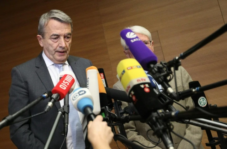 Le président de la Fédération allemande de football Wolfgang Niersbach annonce qu'il démissionne de ses fonctions, le 9 novembre 2015 à Francfort