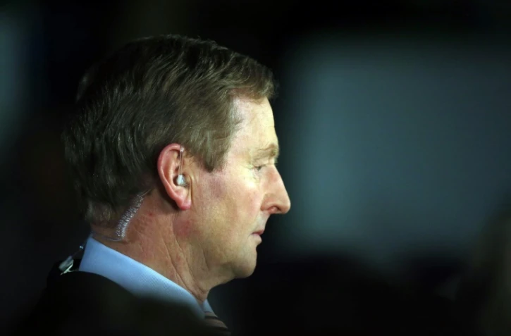 Le Premier ministre irlandais Enda Kenny assiste au décompte des voix à Castlebar,le 27 février 2016