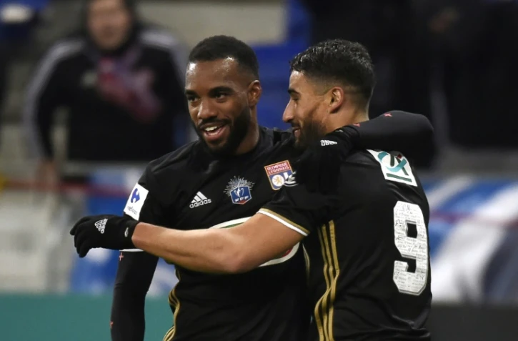 La joie des Lyonnais Alexandre Lacazette et Nabil Fekir après un but contre Montpellier, le 8 janvier 2017 au Parc OL