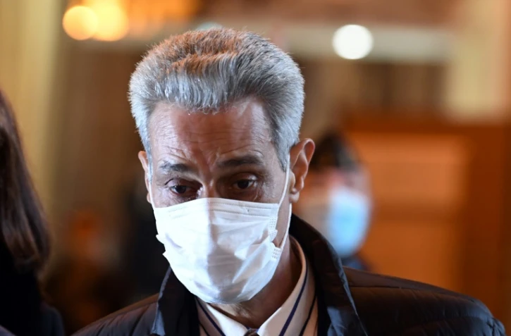 Le jardinier marocain Omar Raddad, condamné pour le meurtre d'une riche veuve en 1991 et partiellement grâcié depuis, arrive au palais de justice de Paris, le 25 novembre 2021