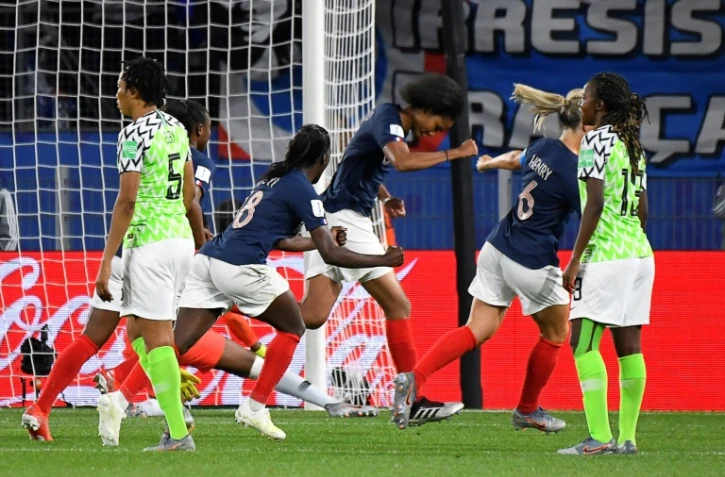 L'équipe de France reste sur un court succès sur le Nigeria, grâce à un but de Wendie Renard,le 17 juin 2019 à Rennes