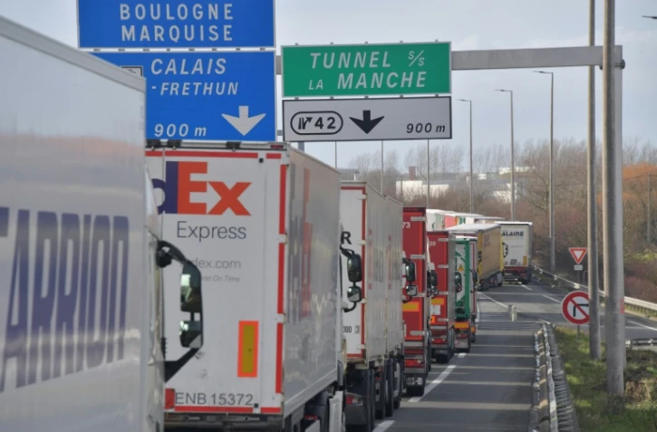 Pénuries et embouteillages monstres devant le tunnel sous la Manche risquent de se produire en cas de no deal sur le Brexit 