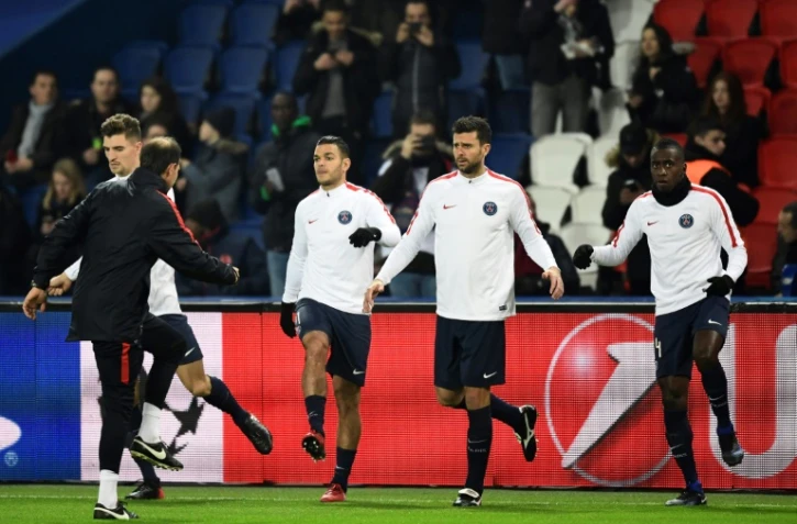 Hatem Ben Arfa participe à l'échauffement parisien avant d'affronter Ludogorets au Parc des princes, le 6 décembre 2016
