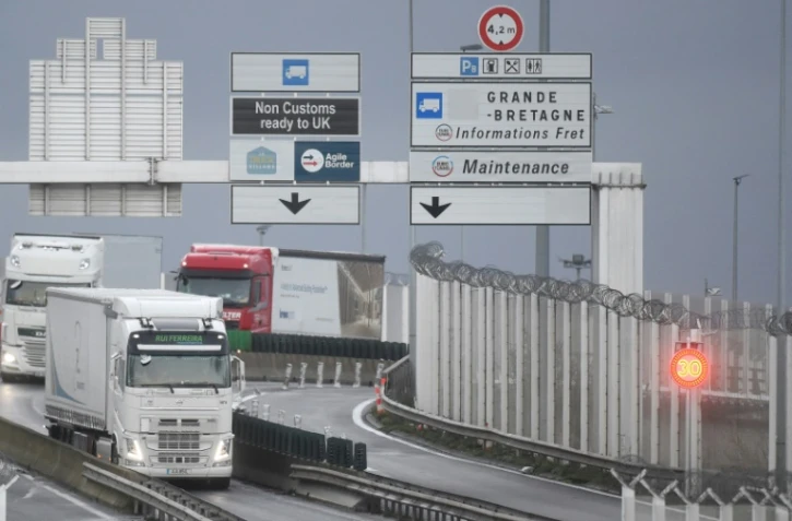 Camions arrivant au port de Calais, via le tunnel sous la Manche, vendredi 25 décembre 2020