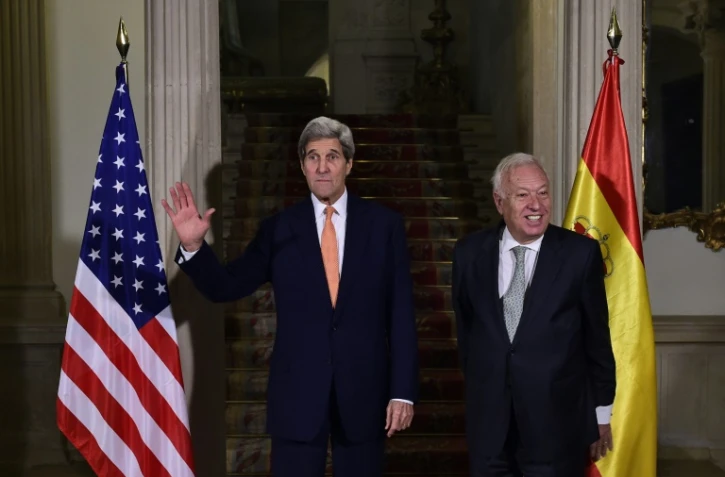 Le secrétaire d'Etat américain, John Kerry (g) et son homologue espagnol José Manuel Garcia Margallo, le 18 octobre 2015 à Madrid